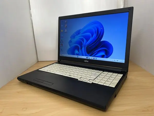富士通 LIFEBOOK A5510/E