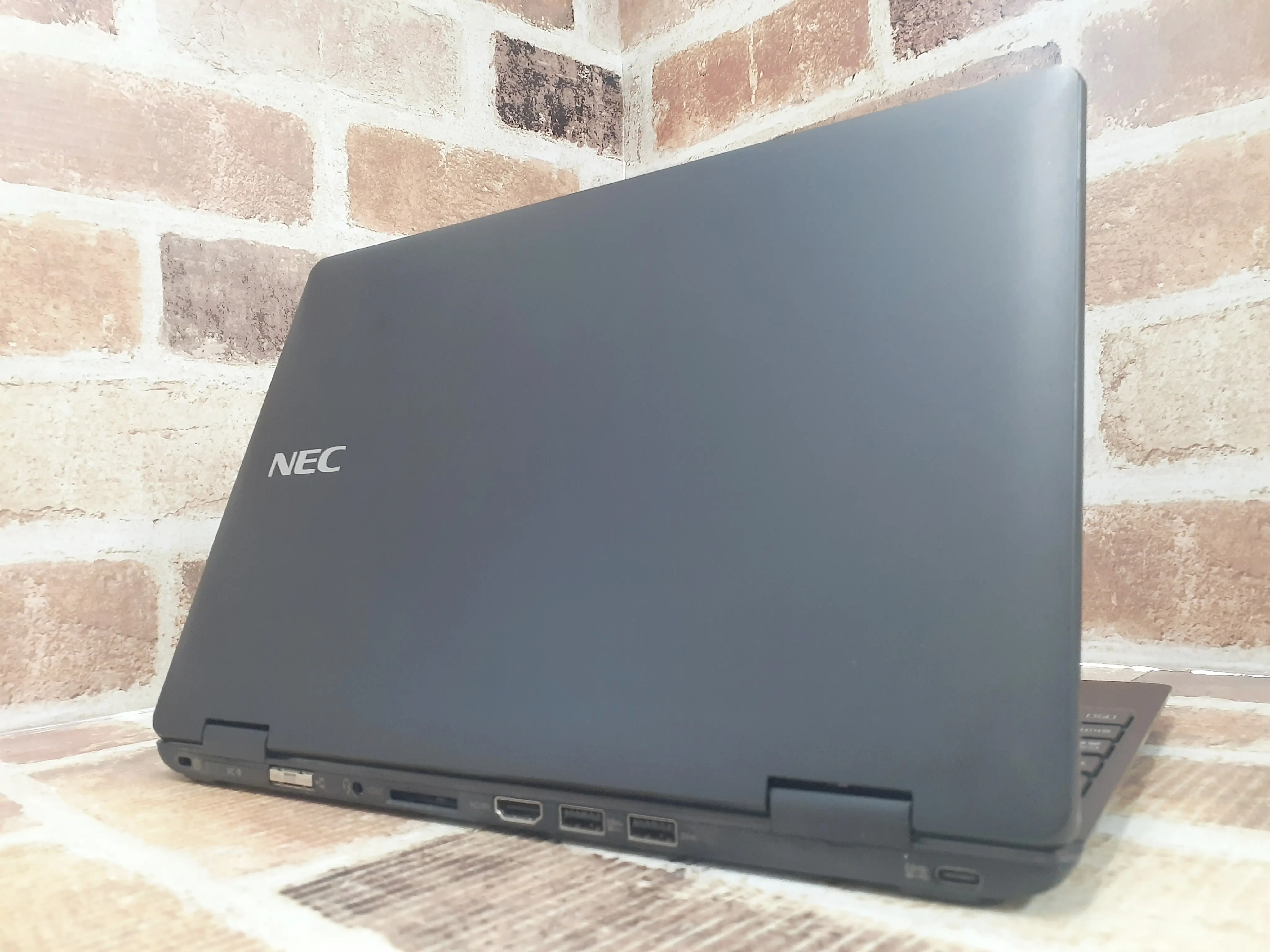 NEC PC-VKT40 第11世代 Core i5 メモリ8GB SSD256GB