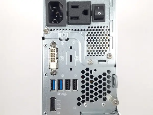 富士通 ESPRIMO D588/V（CPU：Corei5 8500 4.10Ghz/メモリ：8GB/SSD