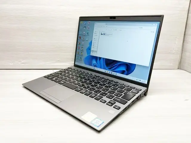 SONY VAIO VJPG11C12N (第8世代CPU)