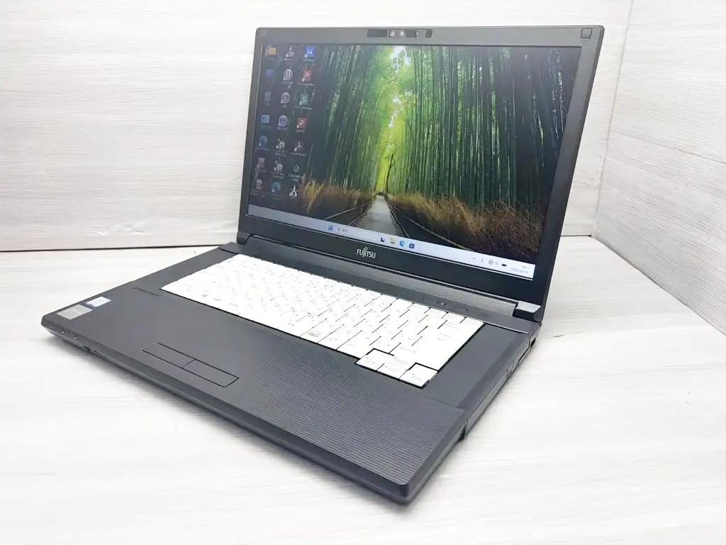 富士通 LIFEBOOK A579/B