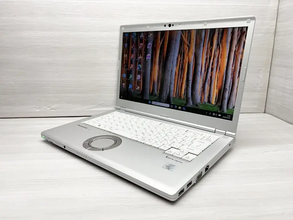 Panasonic Let'sNote CF-LV9（第10世代CPU）