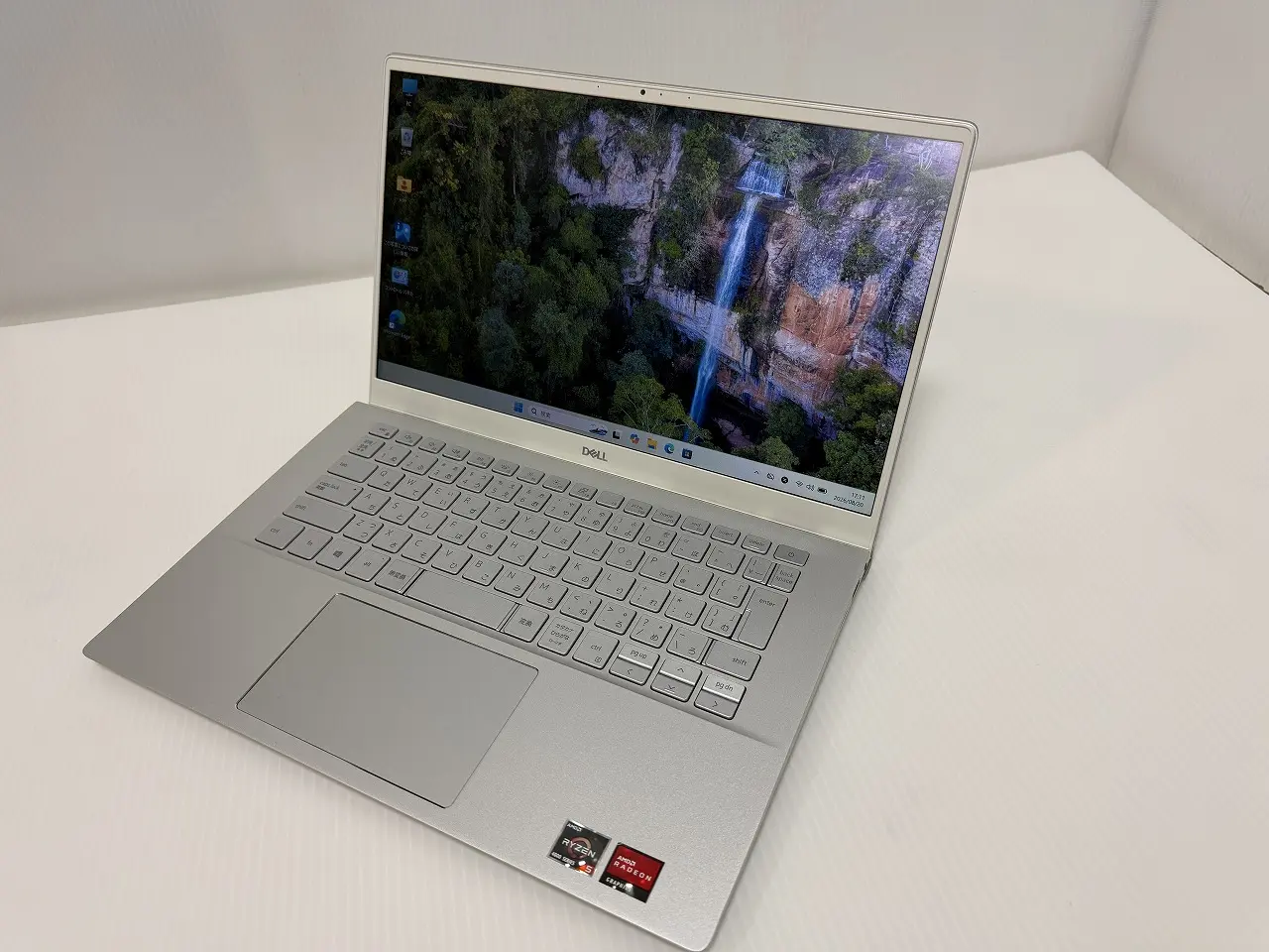 富士通 LIFEBOOK AH51/E1