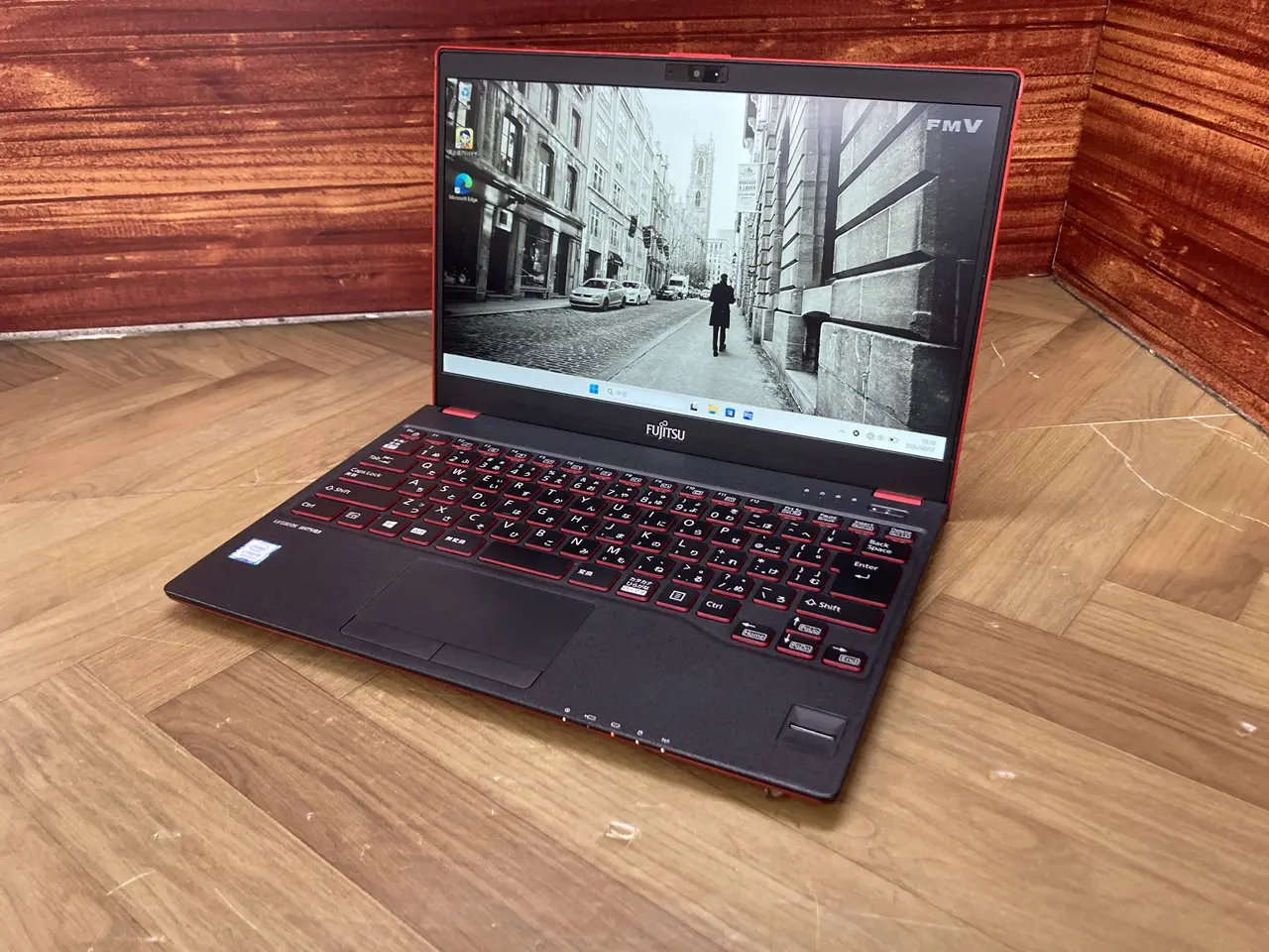 富士通 LIFEBOOK UH75/B3