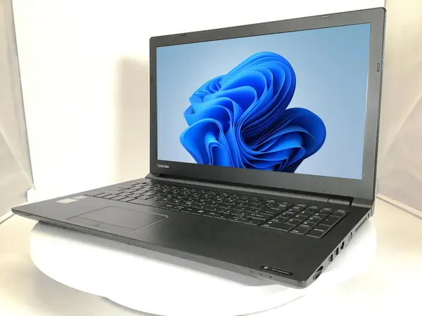 Dynabook(旧東芝) dynabook B65/DN（中古パソコン）