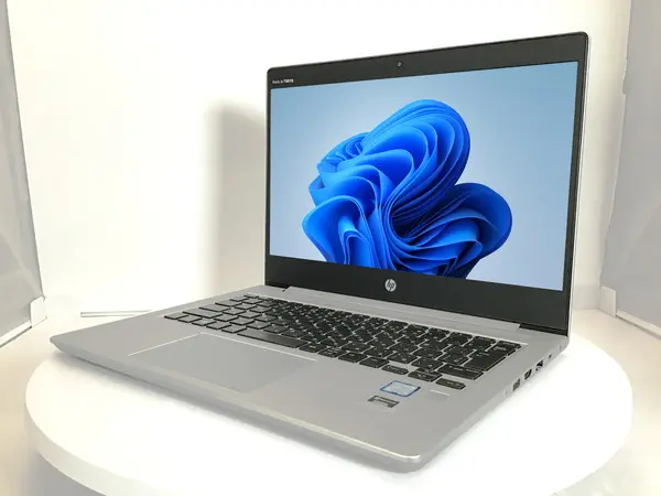 HP ProBook 430 G6（第8世代CPU）