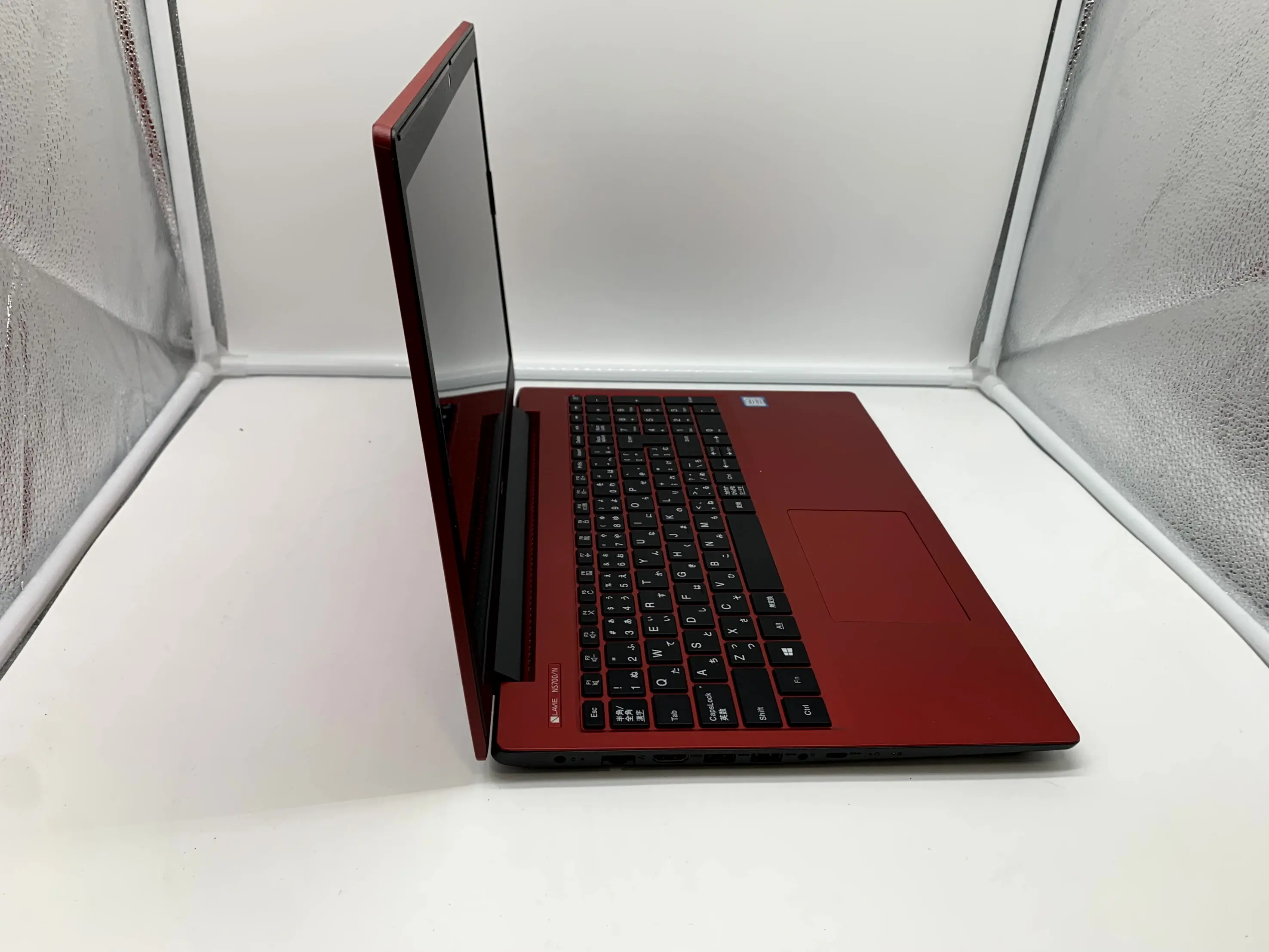 NEC LAVIE PC NS700NAR E3 /(Core i7 8565U 1.8GHz/8GB/SSD256GB)