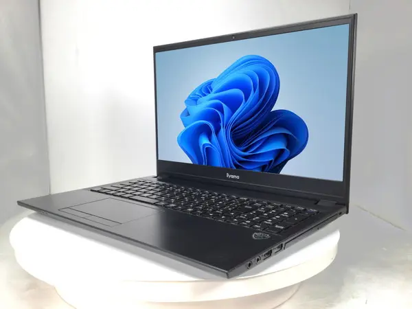 iiyama IStNXi-15FH050（第10世代CPU）